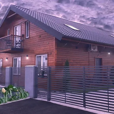 Florens, Casa de hóspedes 4*