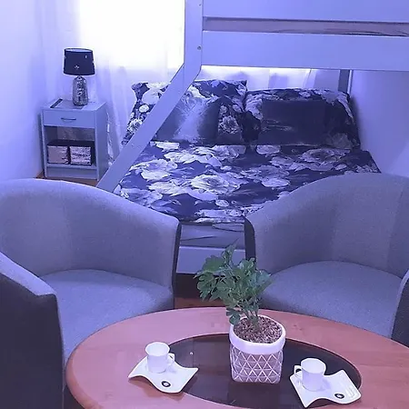 Florens, 4* Nesvady