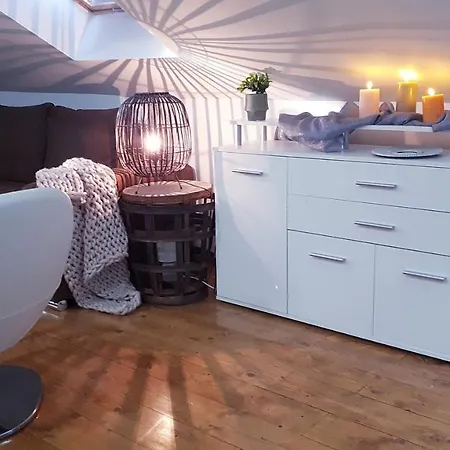 Florens, Casa de hóspedes